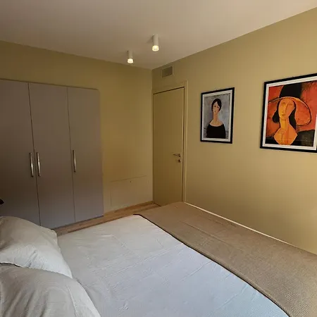 Lovely Loft & Flat شقة *