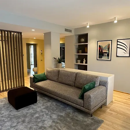 شقة Lovely Loft & Flat *